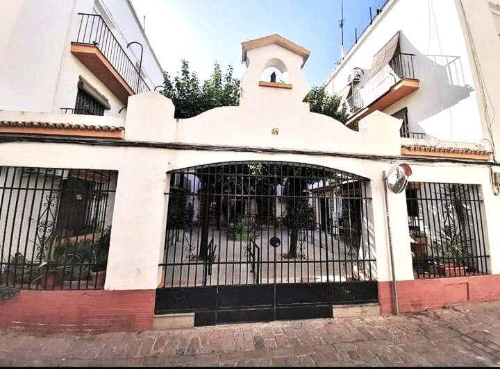 Roberta'S Guest House Sevilla Eksteriør bilde